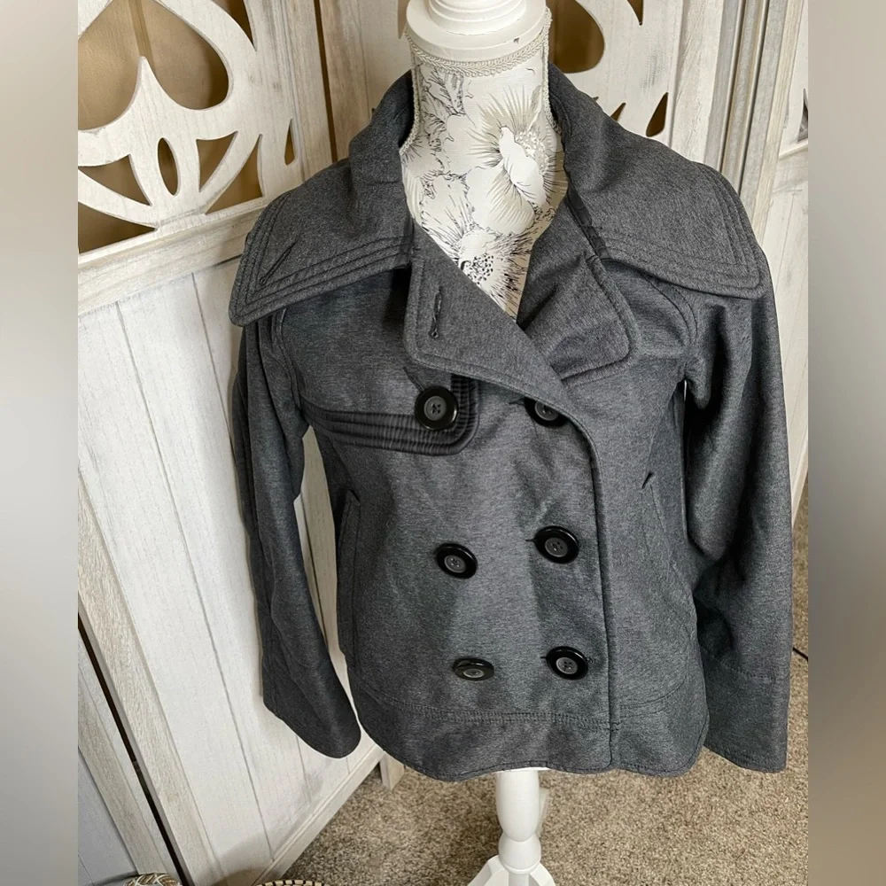 Lululemon Peacoat Jacket 8 Womens Coco Softshell Size 8 Black Gray